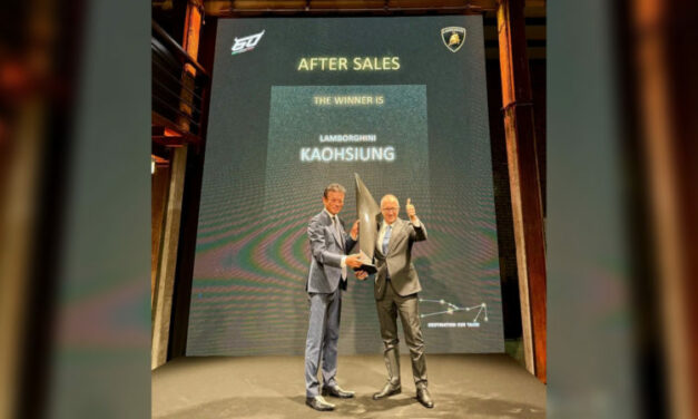 Lamborghini嘉鎷興業榮獲年度全球最佳售後服務團隊殊榮！持續深耕在地市場